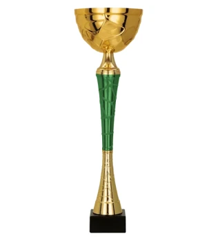 Puchar dla dzieci trofeum - nagroda w kolorze złoto-zielonym