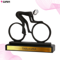 STATUETKA RFEXL5001 NAGRODA SPORT KOLARSTWO 2.png