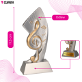 Statuetka RP2009 NAGRODA MUZYKA 1.png