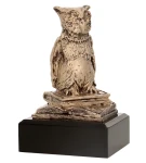 Prezent dla nauczyciela  Statuetka odlewana szkoła - sowa 